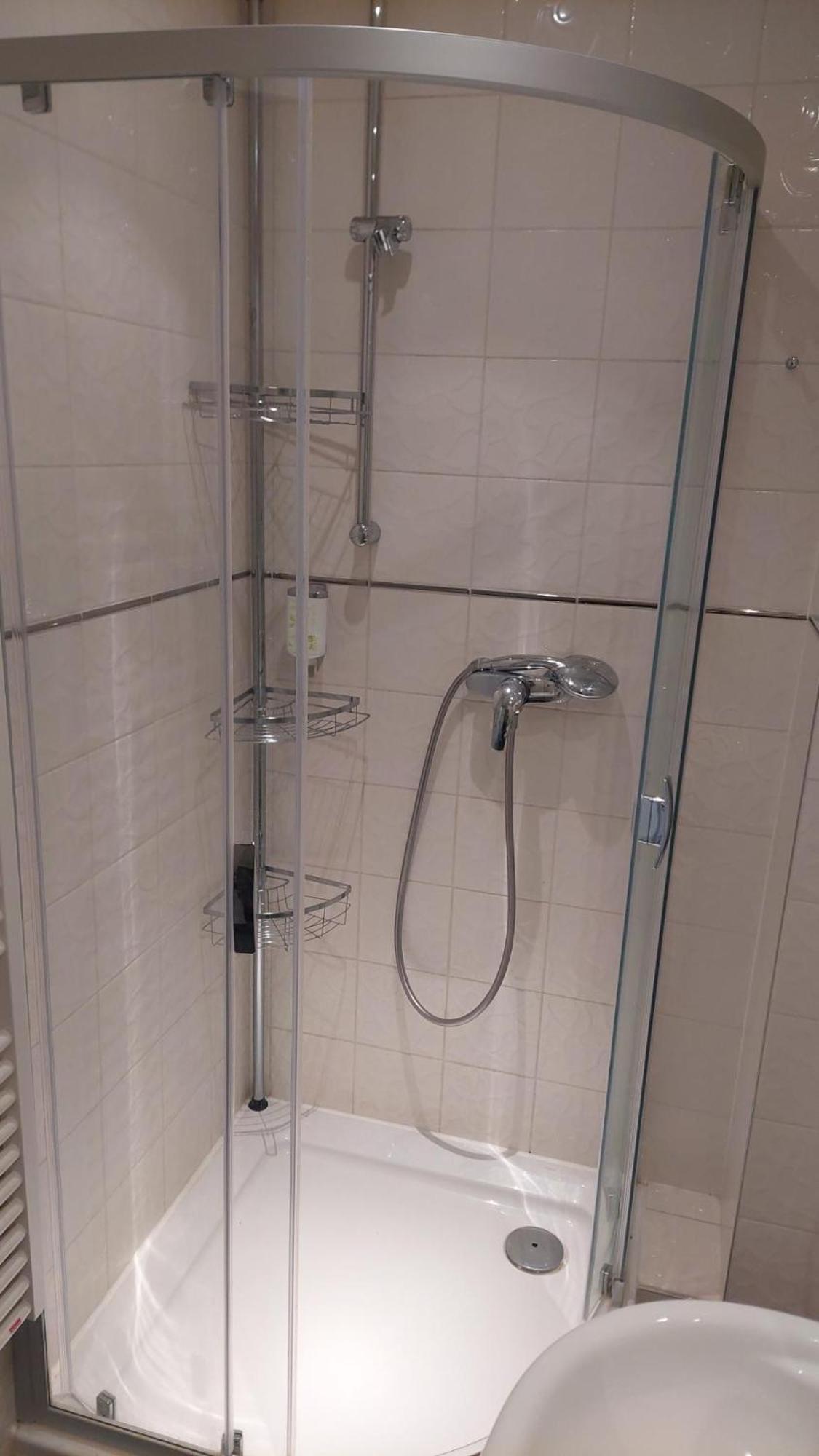 Villa, 22, Dz *